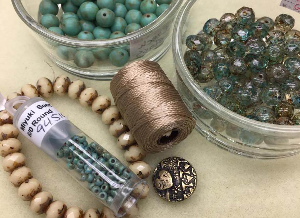 Image of beadmaking kit.